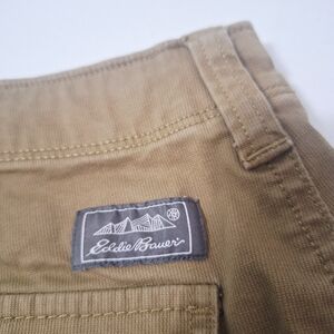 Eddie Bauer Men's Tan Cargo Shorts LN